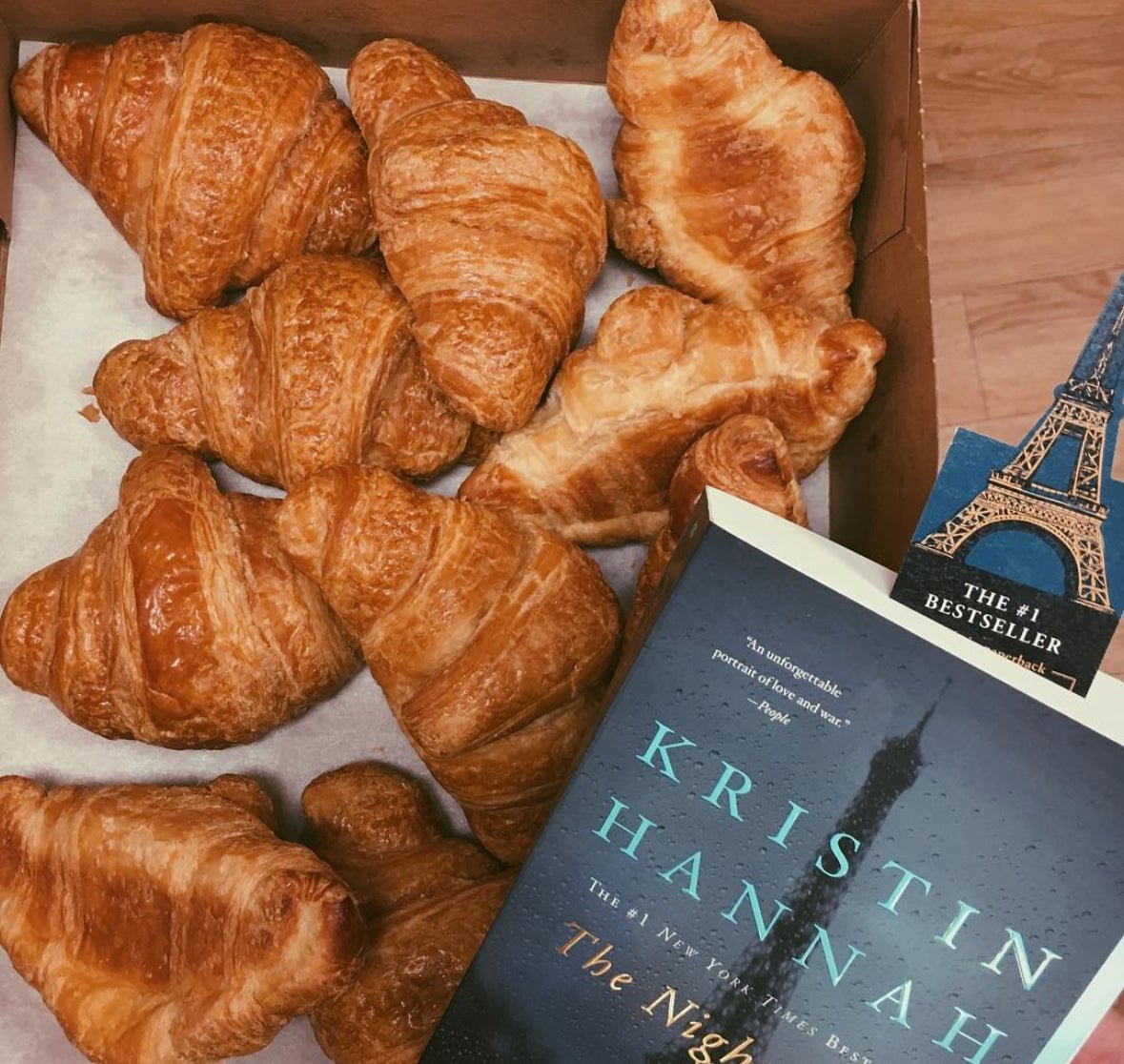 Large French Croissant 6 Pieces - shop_savory pastriesDavidovich Bakery