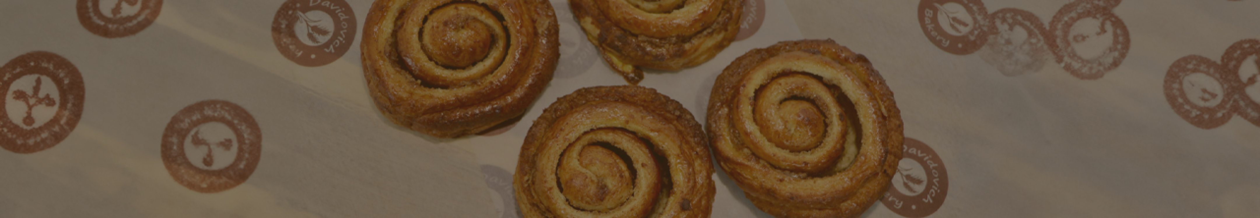 Baked fresh Pastries: From croissants to creamy danishes
